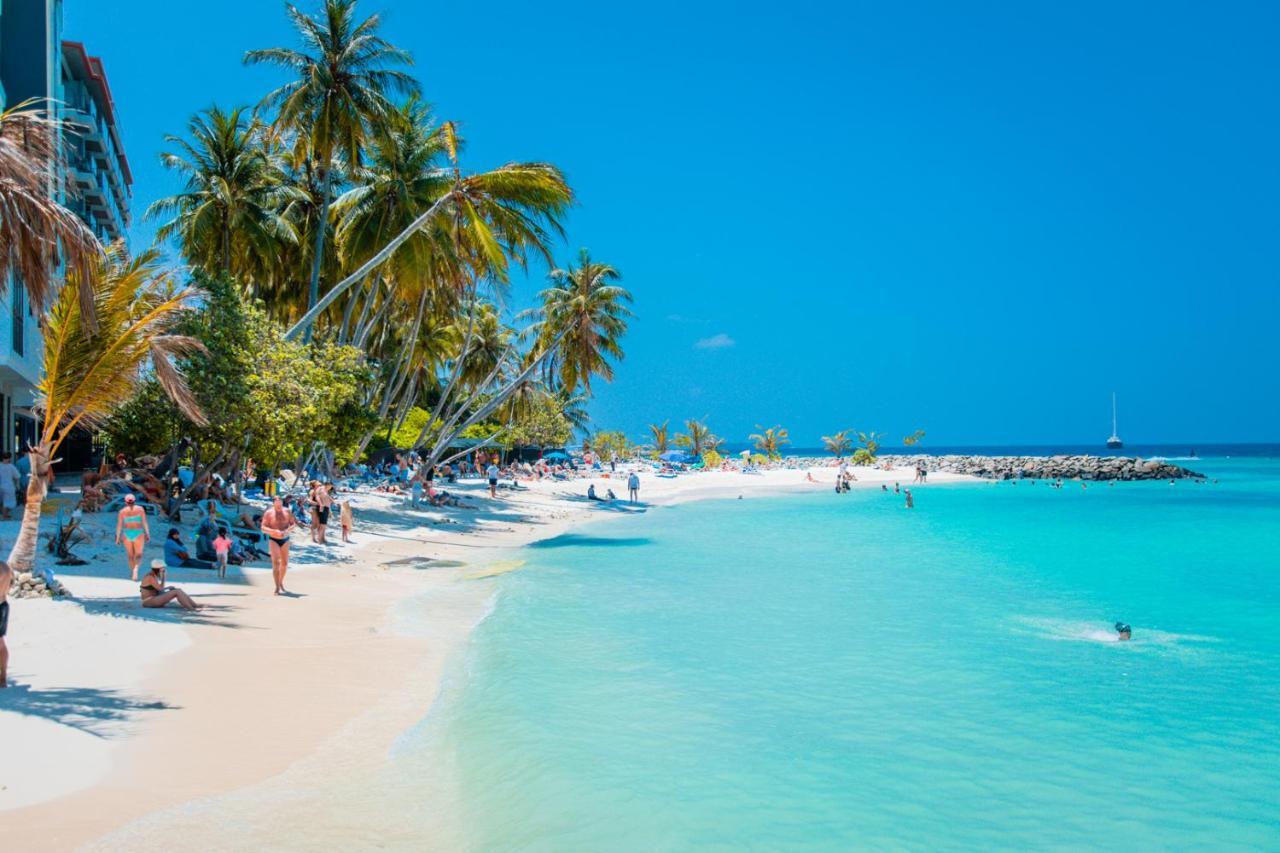 Alaika Maafushi Hotel Buitenkant foto
